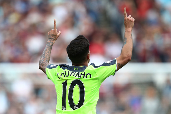 Draft round-up: Coutinho to leave; Spurs linked with right-back; Sanchez latest